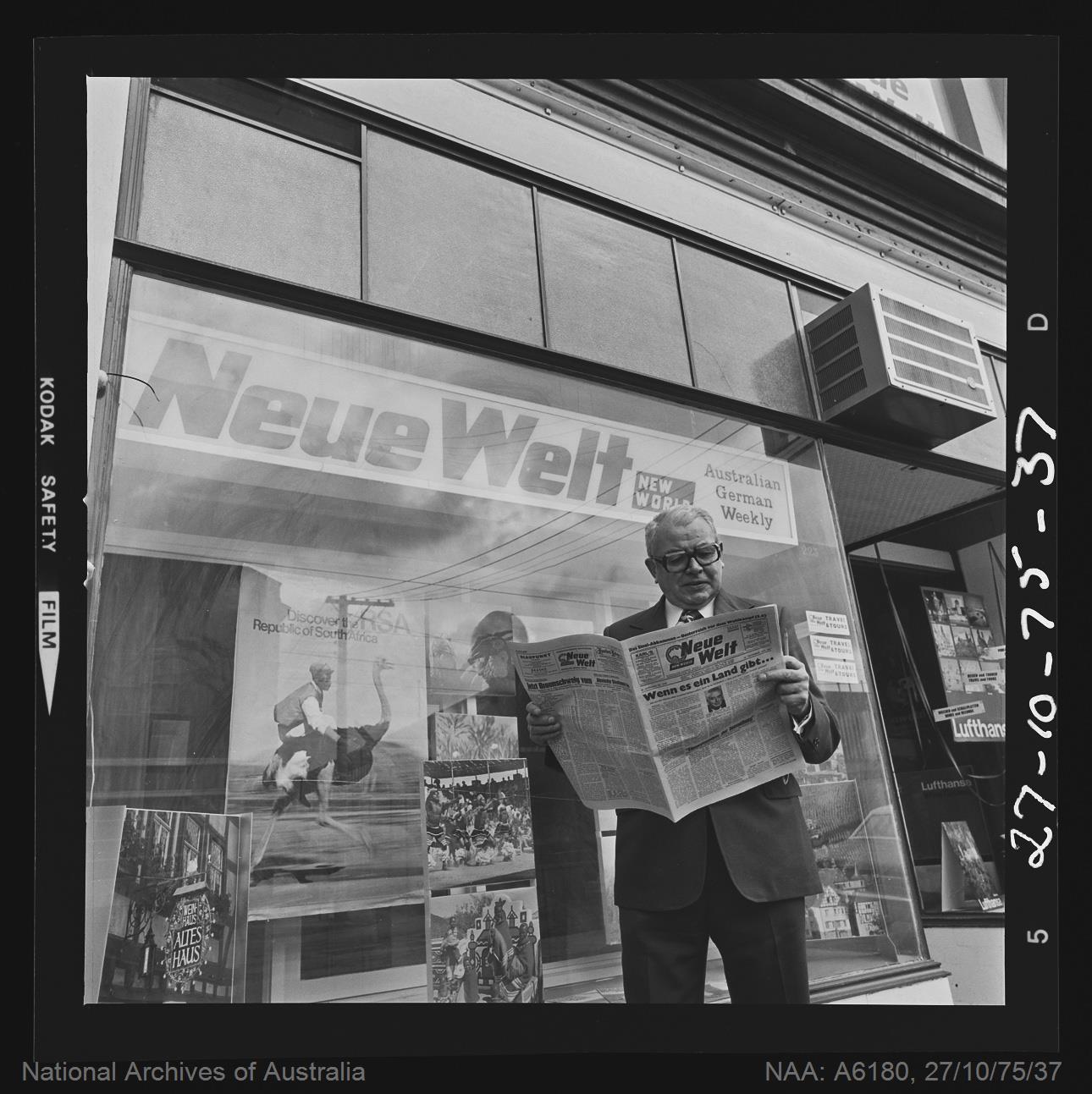 TITLE: Media - Neue Welt - German newspaper 1