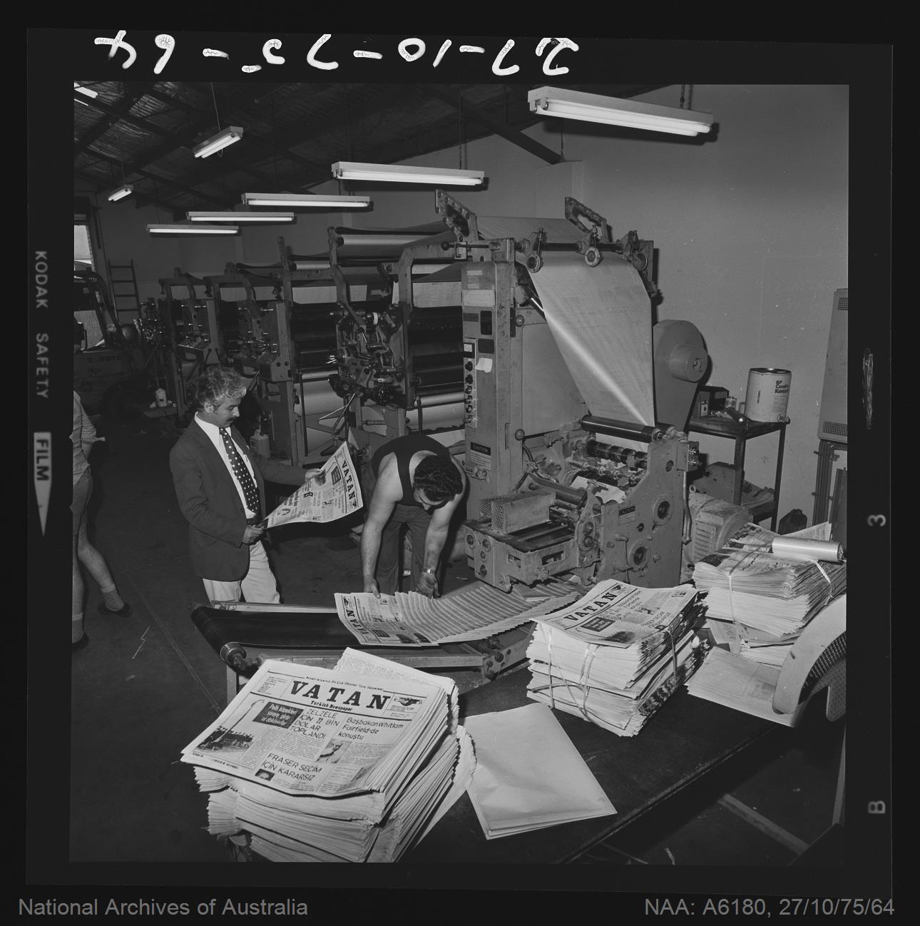 Media - English-speaking Australian supports large ethnic press